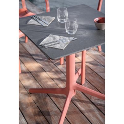 pied-de-table-gx2.0-grosfillex-terracotta-terrasse