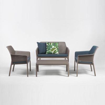 Banquette NET BRENCH fauteuils NET RELAX et table basse NET Nardi