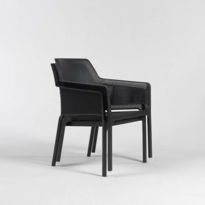 Fauteuils NET RELAX Nardi empilés